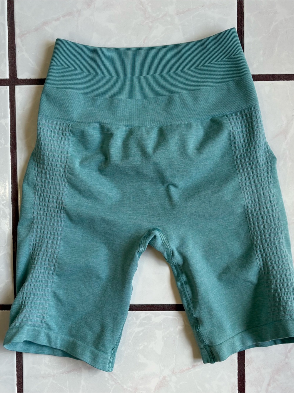 Alphalete  Athletic Seamless Shorts